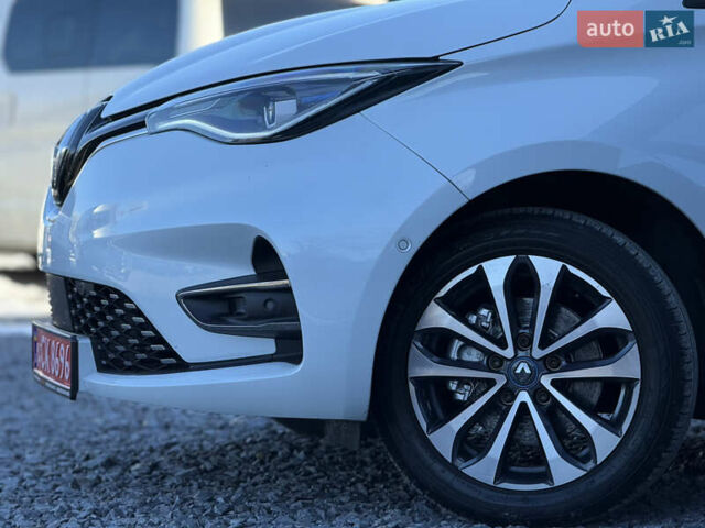 Рено Зое, объемом двигателя 0 л и пробегом 86 тыс. км за 13999 $, фото 8 на Automoto.ua