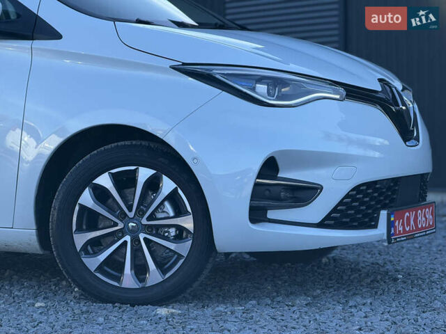 Рено Зое, объемом двигателя 0 л и пробегом 86 тыс. км за 13999 $, фото 9 на Automoto.ua