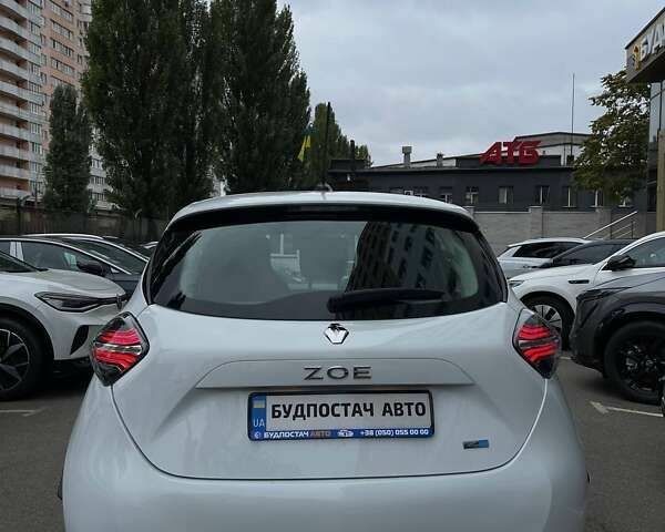 Рено Зое, объемом двигателя 0 л и пробегом 35 тыс. км за 12099 $, фото 9 на Automoto.ua