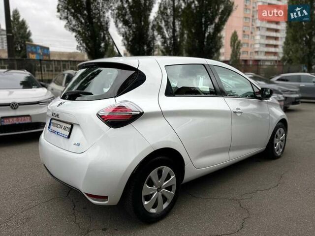 Рено Зое, объемом двигателя 0 л и пробегом 35 тыс. км за 13199 $, фото 4 на Automoto.ua