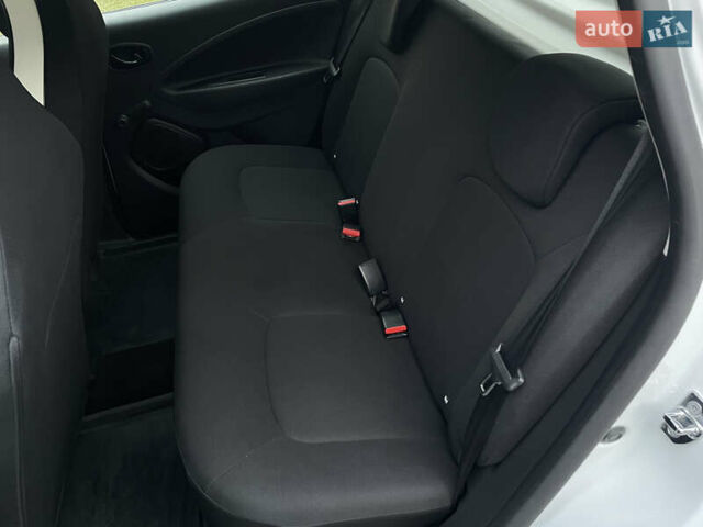 Рено Зое, объемом двигателя 0 л и пробегом 36 тыс. км за 11699 $, фото 26 на Automoto.ua