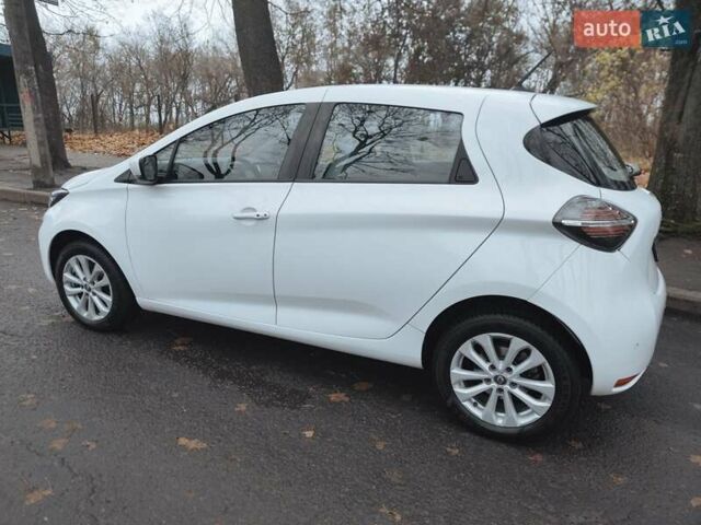 Рено Зое, об'ємом двигуна 0 л та пробігом 71 тис. км за 12600 $, фото 9 на Automoto.ua