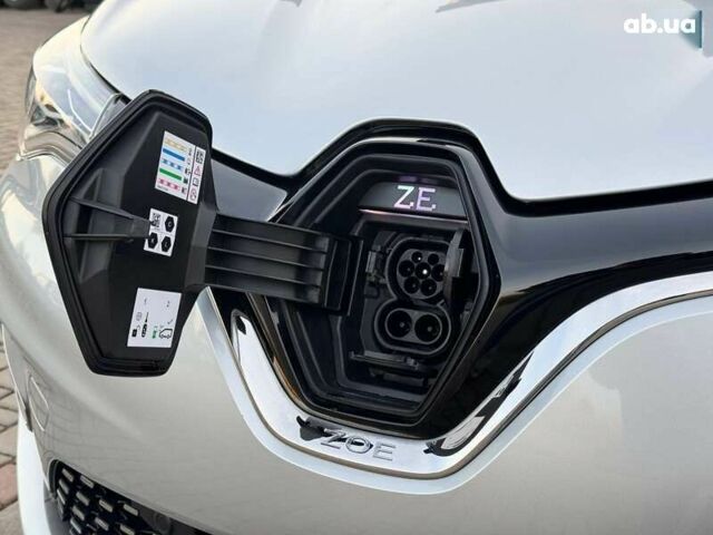 Рено Зое, объемом двигателя 0 л и пробегом 35 тыс. км за 14999 $, фото 18 на Automoto.ua