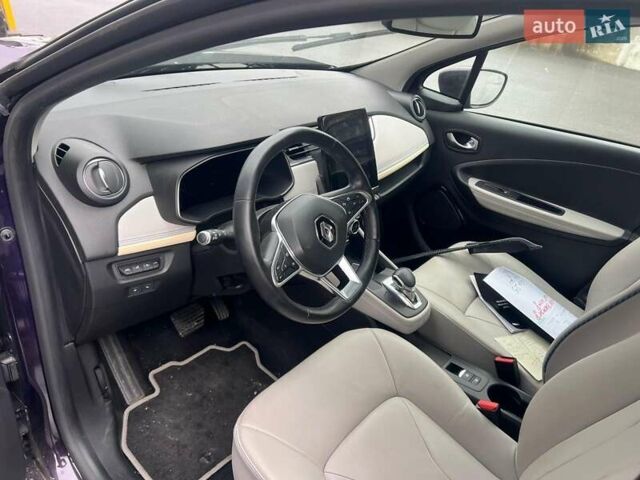 Рено Зое, объемом двигателя 0 л и пробегом 50 тыс. км за 9000 $, фото 10 на Automoto.ua