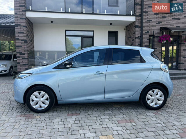 Серый Рено Зое, объемом двигателя 0 л и пробегом 150 тыс. км за 6100 $, фото 17 на Automoto.ua