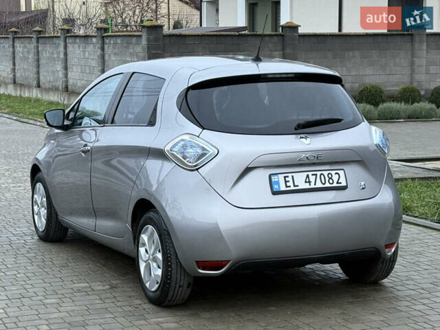 Серый Рено Зое, объемом двигателя 0 л и пробегом 99 тыс. км за 6200 $, фото 15 на Automoto.ua