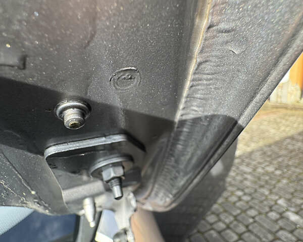 Серый Рено Зое, объемом двигателя 0 л и пробегом 69 тыс. км за 6762 $, фото 90 на Automoto.ua