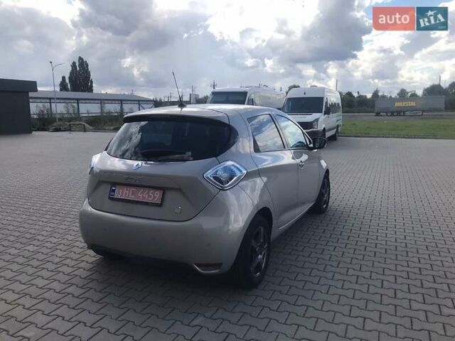 Сірий Рено Зое, об'ємом двигуна 0 л та пробігом 72 тис. км за 6500 $, фото 4 на Automoto.ua