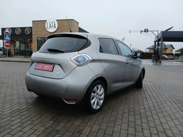 Сірий Рено Зое, об'ємом двигуна 0 л та пробігом 88 тис. км за 5950 $, фото 7 на Automoto.ua