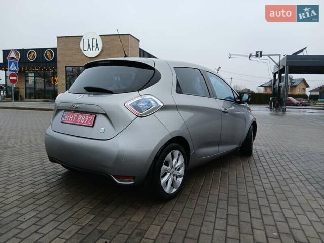Сірий Рено Зое, об'ємом двигуна 0 л та пробігом 88 тис. км за 5950 $, фото 6 на Automoto.ua