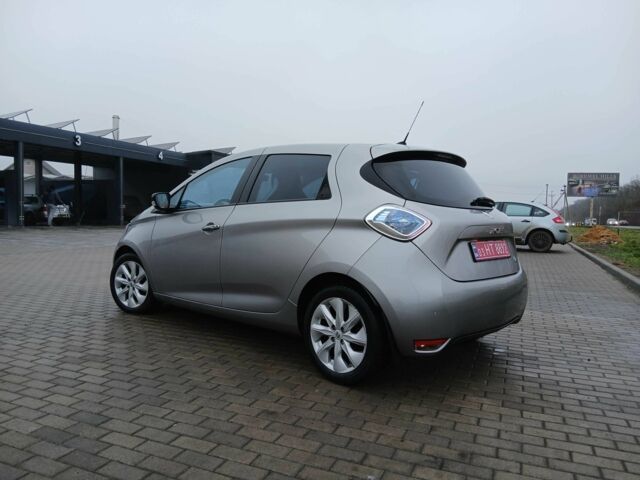 Сірий Рено Зое, об'ємом двигуна 0 л та пробігом 88 тис. км за 5950 $, фото 2 на Automoto.ua