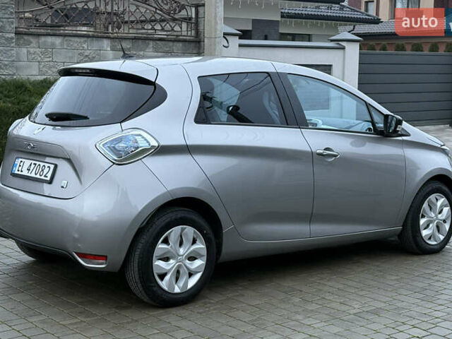 Серый Рено Зое, объемом двигателя 0 л и пробегом 99 тыс. км за 6200 $, фото 18 на Automoto.ua