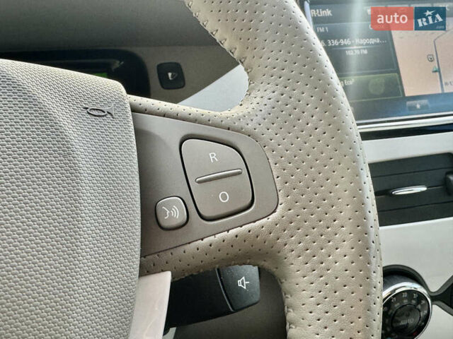 Серый Рено Зое, объемом двигателя 0 л и пробегом 69 тыс. км за 6762 $, фото 40 на Automoto.ua