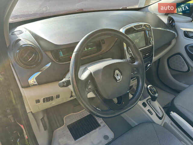 Сірий Рено Зое, об'ємом двигуна 0 л та пробігом 105 тис. км за 6800 $, фото 14 на Automoto.ua