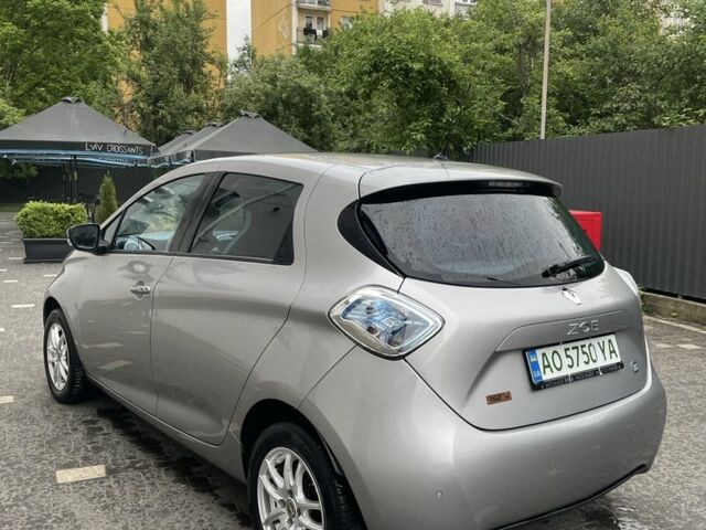 Сірий Рено Зое, об'ємом двигуна 0 л та пробігом 64 тис. км за 6999 $, фото 6 на Automoto.ua