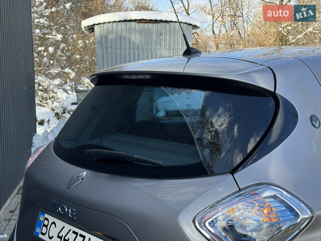 Сірий Рено Зое, об'ємом двигуна 0 л та пробігом 104 тис. км за 6199 $, фото 59 на Automoto.ua