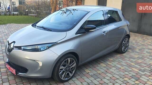 Сірий Рено Зое, об'ємом двигуна 0 л та пробігом 58 тис. км за 7700 $, фото 2 на Automoto.ua