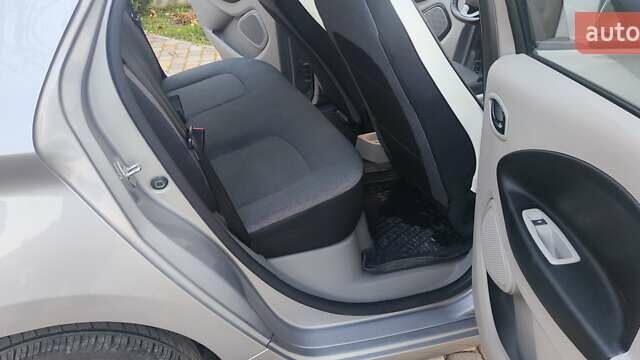 Сірий Рено Зое, об'ємом двигуна 0 л та пробігом 58 тис. км за 7700 $, фото 19 на Automoto.ua
