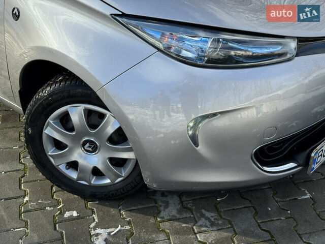 Сірий Рено Зое, об'ємом двигуна 0 л та пробігом 104 тис. км за 6199 $, фото 73 на Automoto.ua