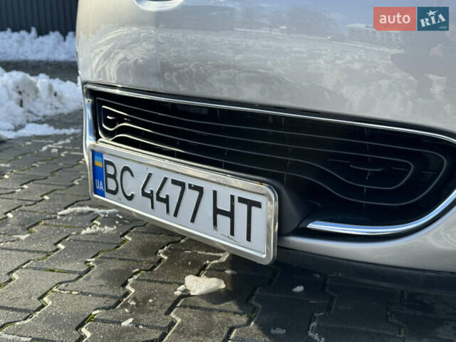 Сірий Рено Зое, об'ємом двигуна 0 л та пробігом 104 тис. км за 6199 $, фото 81 на Automoto.ua