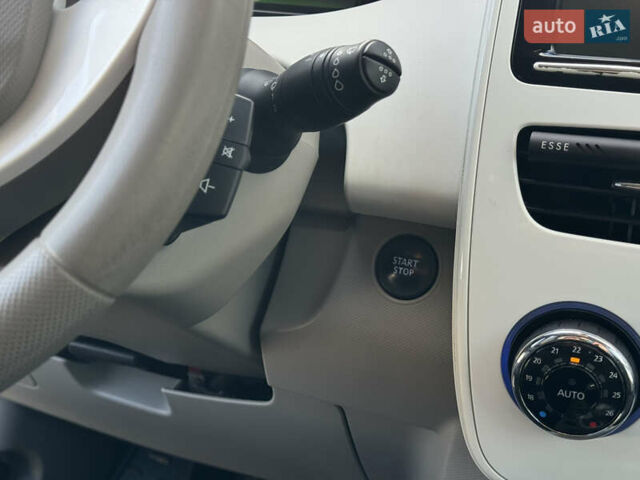 Сірий Рено Зое, об'ємом двигуна 0 л та пробігом 104 тис. км за 6199 $, фото 37 на Automoto.ua