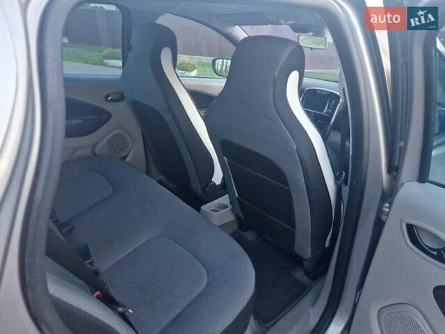 Сірий Рено Зое, об'ємом двигуна 0 л та пробігом 39 тис. км за 7000 $, фото 17 на Automoto.ua