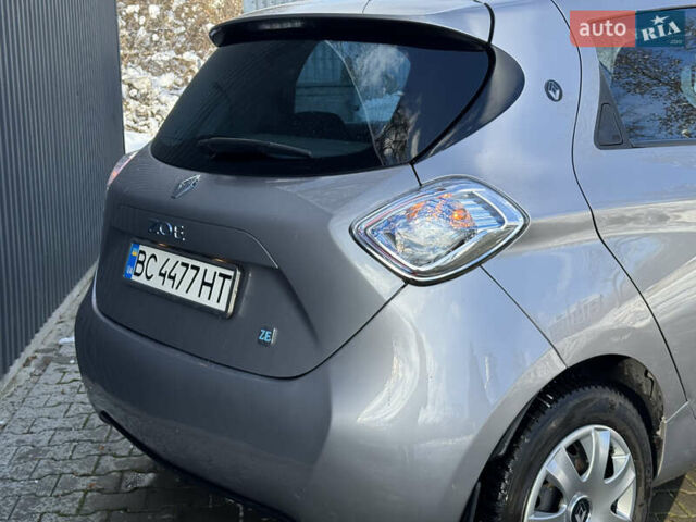Сірий Рено Зое, об'ємом двигуна 0 л та пробігом 104 тис. км за 6199 $, фото 62 на Automoto.ua