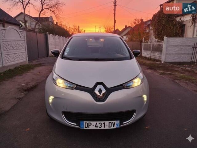 Сірий Рено Зое, об'ємом двигуна 0 л та пробігом 56 тис. км за 6700 $, фото 1 на Automoto.ua