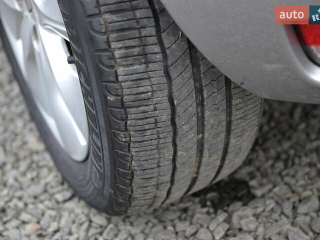 Серый Рено Зое, объемом двигателя 0 л и пробегом 74 тыс. км за 6999 $, фото 13 на Automoto.ua