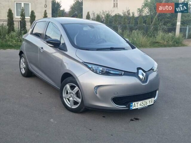 Сірий Рено Зое, об'ємом двигуна 0 л та пробігом 39 тис. км за 7000 $, фото 25 на Automoto.ua
