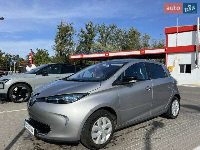 Сірий Рено Зое, об'ємом двигуна 0 л та пробігом 96 тис. км за 7200 $, фото 8 на Automoto.ua