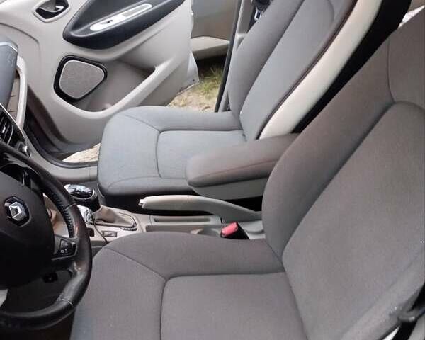 Сірий Рено Зое, об'ємом двигуна 0 л та пробігом 159 тис. км за 5799 $, фото 1 на Automoto.ua