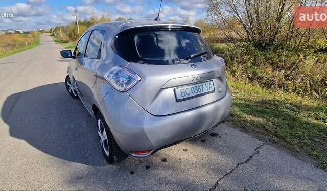 Рено Зое 2015 в Дрогобыче на Automoto.ua Серый Рено Зое, объемом двигателя 0 л и пробегом 125 тыс. км за 6400 $, фото 6 на Automoto.ua