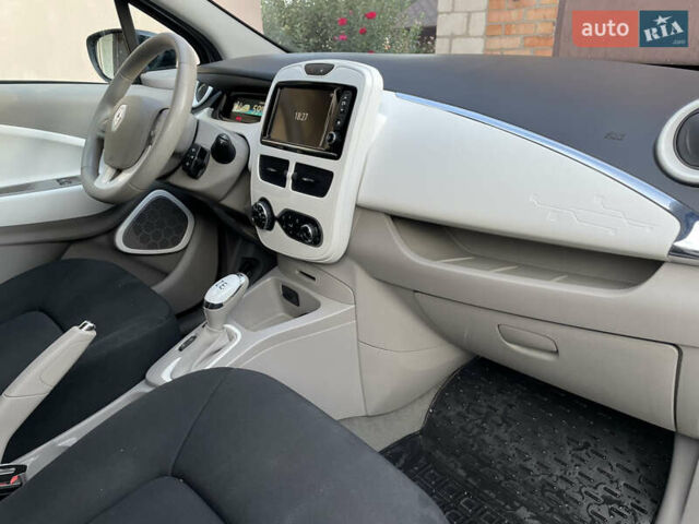 Сірий Рено Зое, об'ємом двигуна 0 л та пробігом 96 тис. км за 7200 $, фото 19 на Automoto.ua