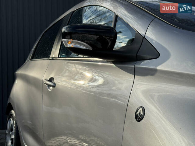 Сірий Рено Зое, об'ємом двигуна 0 л та пробігом 104 тис. км за 6199 $, фото 66 на Automoto.ua