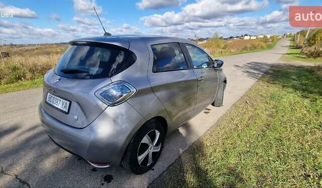 Рено Зое 2015 в Дрогобыче на Automoto.ua Серый Рено Зое, объемом двигателя 0 л и пробегом 125 тыс. км за 6400 $, фото 16 на Automoto.ua