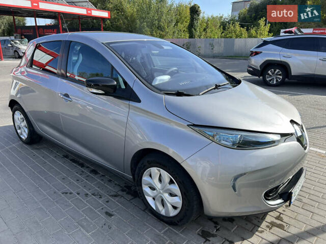 Сірий Рено Зое, об'ємом двигуна 0 л та пробігом 96 тис. км за 7200 $, фото 3 на Automoto.ua