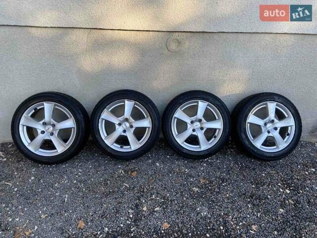 Серый Рено Зое, объемом двигателя 0 л и пробегом 74 тыс. км за 7650 $, фото 40 на Automoto.ua