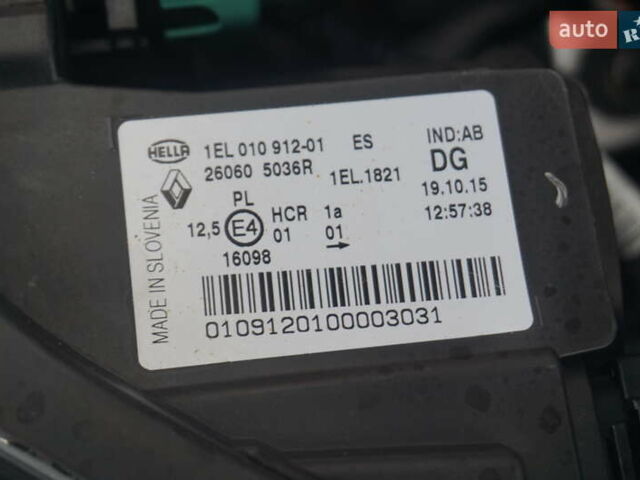 Серый Рено Зое, объемом двигателя 0 л и пробегом 98 тыс. км за 7200 $, фото 54 на Automoto.ua