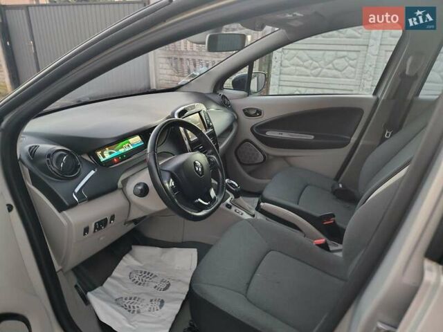 Сірий Рено Зое, об'ємом двигуна 0 л та пробігом 56 тис. км за 6700 $, фото 7 на Automoto.ua