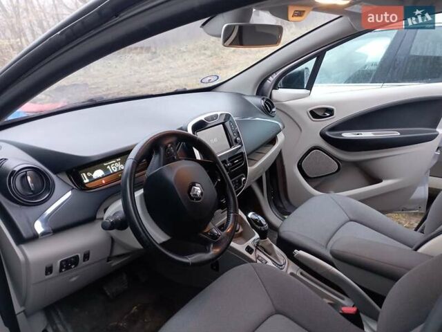 Сірий Рено Зое, об'ємом двигуна 0 л та пробігом 159 тис. км за 5799 $, фото 12 на Automoto.ua
