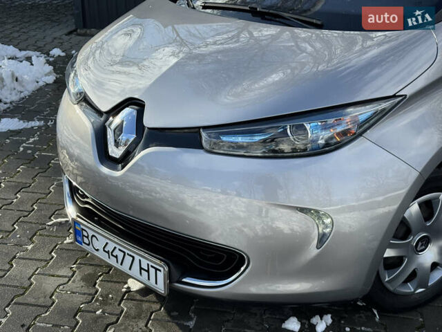 Сірий Рено Зое, об'ємом двигуна 0 л та пробігом 104 тис. км за 6199 $, фото 7 на Automoto.ua