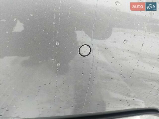 Серый Рено Зое, объемом двигателя 0 л и пробегом 153 тыс. км за 6500 $, фото 36 на Automoto.ua