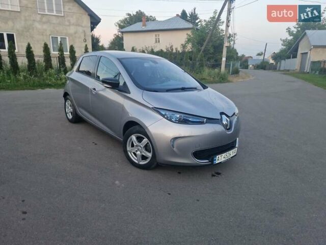 Сірий Рено Зое, об'ємом двигуна 0 л та пробігом 39 тис. км за 7000 $, фото 10 на Automoto.ua