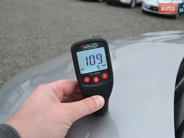 Серый Рено Зое, объемом двигателя 0 л и пробегом 74 тыс. км за 6999 $, фото 32 на Automoto.ua