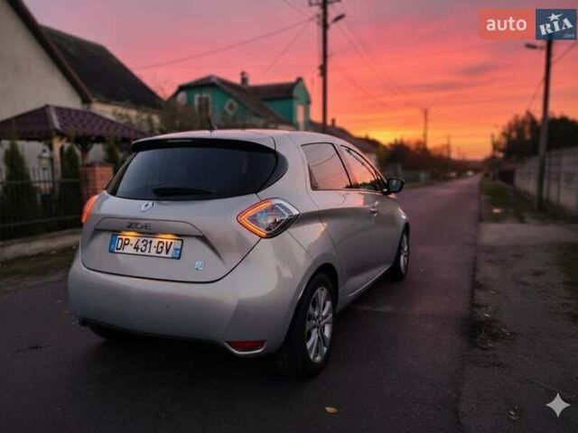 Сірий Рено Зое, об'ємом двигуна 0 л та пробігом 56 тис. км за 6700 $, фото 4 на Automoto.ua