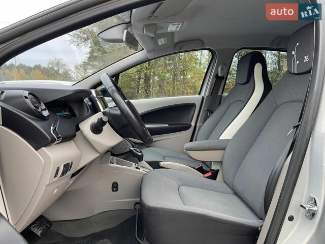 Сірий Рено Зое, об'ємом двигуна 0 л та пробігом 134 тис. км за 7399 $, фото 21 на Automoto.ua