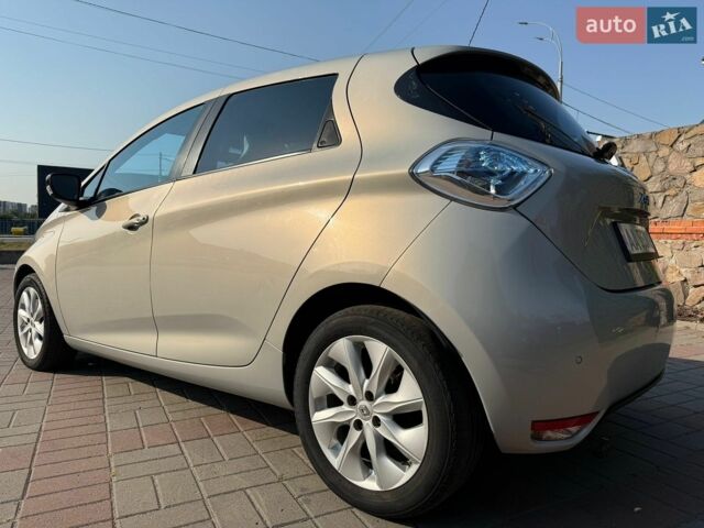 Сірий Рено Зое, об'ємом двигуна 0 л та пробігом 157 тис. км за 6400 $, фото 3 на Automoto.ua