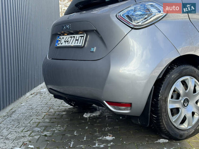 Сірий Рено Зое, об'ємом двигуна 0 л та пробігом 104 тис. км за 6199 $, фото 61 на Automoto.ua