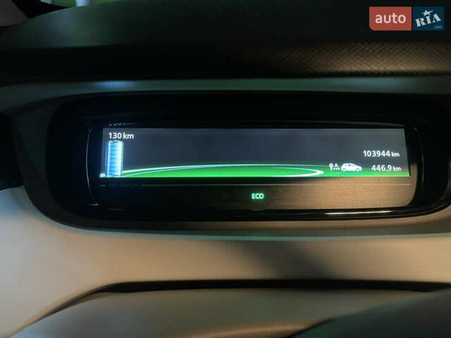 Сірий Рено Зое, об'ємом двигуна 0 л та пробігом 104 тис. км за 6199 $, фото 82 на Automoto.ua